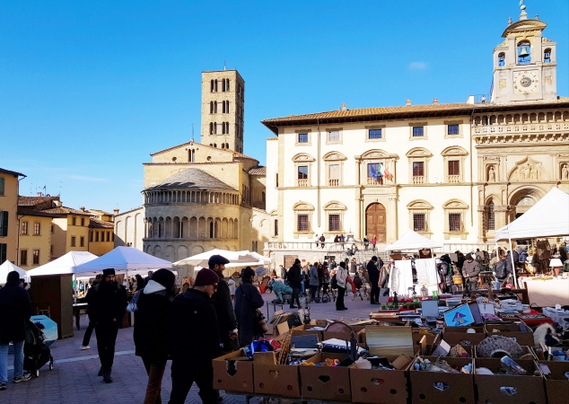 AREZZO CITTA' DEL NATALE Viaggi Organizzati
